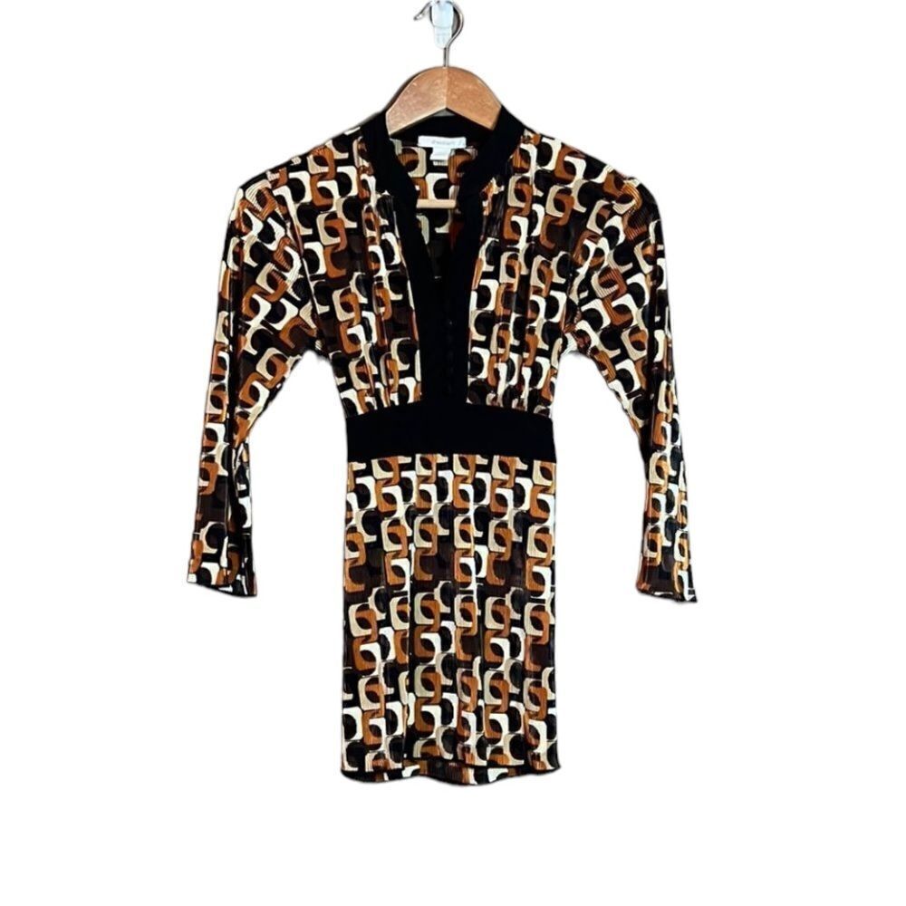 Dress Barn retro style long sleeve tunis. Size‎ small